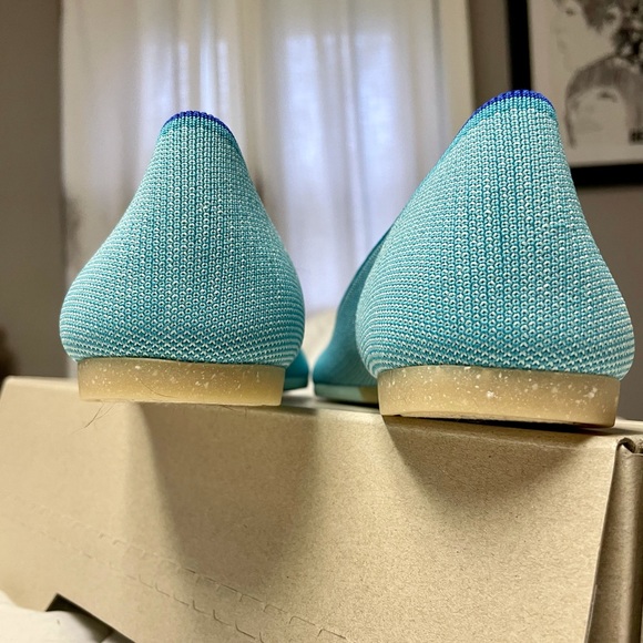 Rothy’s The Point in Island Blue - Picture 2 of 9